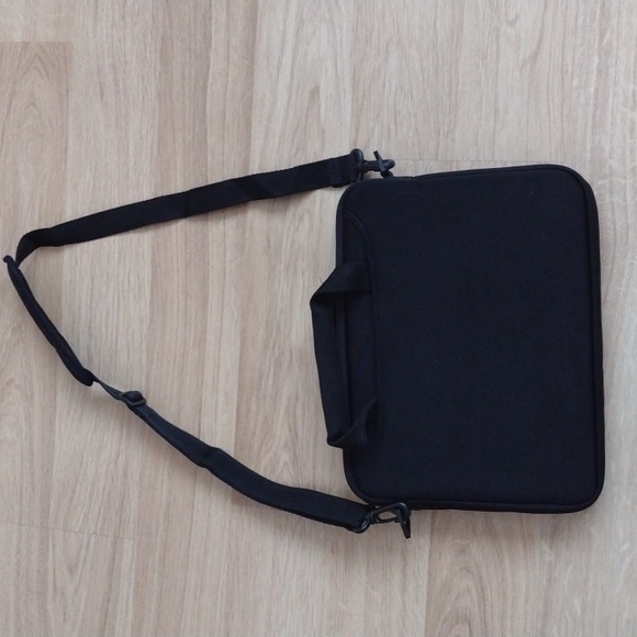 Victorinox Wegner SwissGear Slim Case Carrier For A Laptop with Handles - Picture 2 of 6